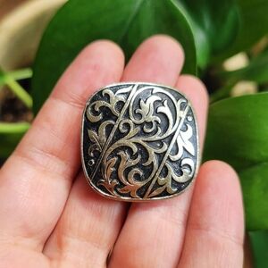 Vintage Ornate Filigree Hat Scarf Clip Boucher Brooch Pin